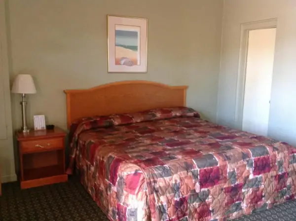 Sunshine Inn of Daytona Beach 4